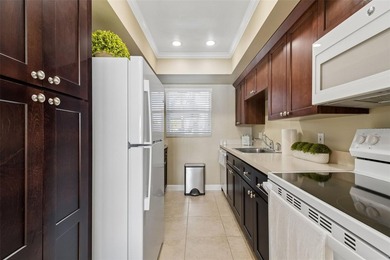 Exceptional opportunity to own an 8-unit fully renovated - photo 8