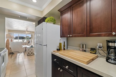 Exceptional opportunity to own an 8-unit fully renovated - photo 9