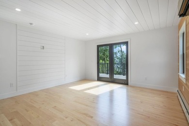 Discover a standout lakeside retreat and investment opportunity - photo 11