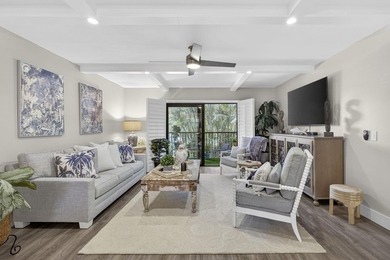 Beautifully fully renovated 2-bedroom, 2-bath condo situated in - photo 18