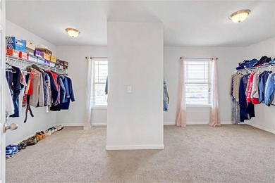 Luxury Living in Crystal Lake Golf & Country Club - A Rare - photo 22