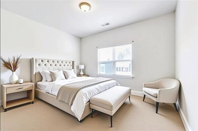 Luxury Living in Crystal Lake Golf & Country Club - A Rare - photo 24