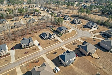 Luxury Living in Crystal Lake Golf & Country Club - A Rare - photo 27