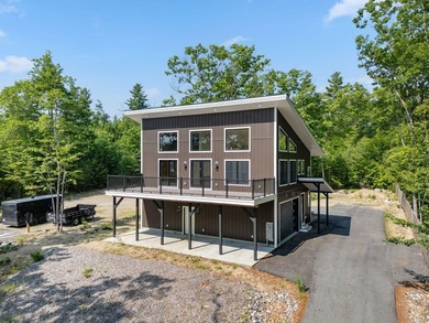 Discover a standout lakeside retreat and investment opportunity - photo 30
