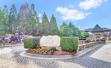 Luxury Living in Crystal Lake Golf & Country Club - A Rare - photo 32