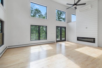 Discover a standout lakeside retreat and investment opportunity - photo 35