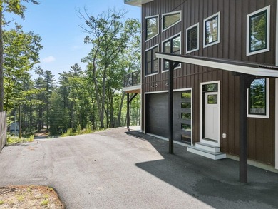 Discover a standout lakeside retreat and investment opportunity - photo 37