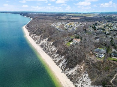 Tucked away in the sought after Soundview Meadows Development - photo 42