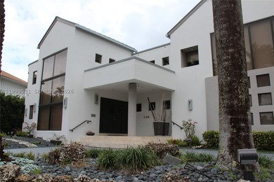 Waterfront estate on Lido Drive in Las Olas Isles. This - photo 4