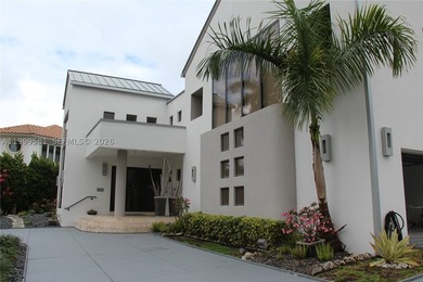 Waterfront estate on Lido Drive in Las Olas Isles. This - photo 5