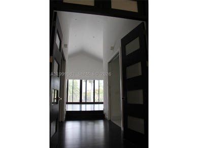 Waterfront estate on Lido Drive in Las Olas Isles. This - photo 8