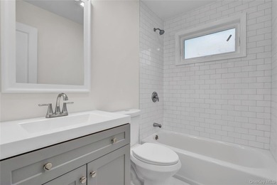 Move right into this updated 3-bedroom, 2-bathroom, Split style - photo 24