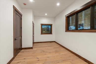 Alpine Contemporary Perfection! Construction is complete in the - photo 37
