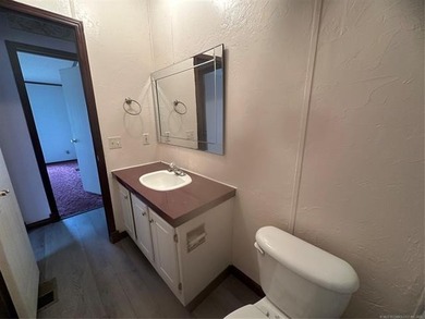 LARGE DOUBLE-WIDE HOME ON NEARLY HALF AN ACRE AND LESS THAN A - photo 45