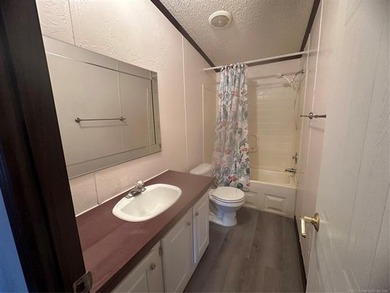 LARGE DOUBLE-WIDE HOME ON NEARLY HALF AN ACRE AND LESS THAN A - photo 46