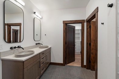 Alpine Contemporary Perfection! Construction is complete in the - photo 49