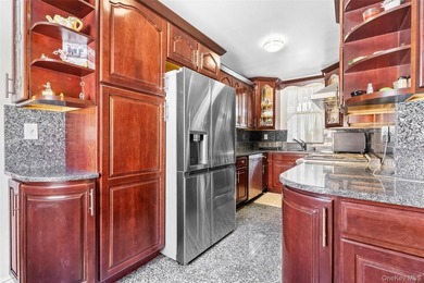 Welcome to this Beautiful very well kept fully renovated large 2 - photo 8