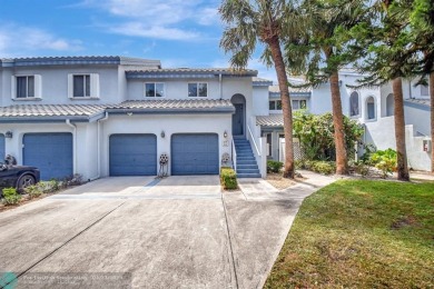 Lake Condo For Sale in Boynton Beach, Florida