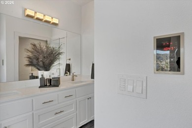Luxury that inspires in the coveted Roads End neighborhood - photo 21