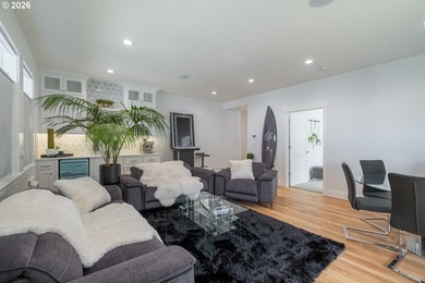 Luxury that inspires in the coveted Roads End neighborhood - photo 27