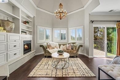 Beautifully maintained and designed, this executive home offers - photo 31