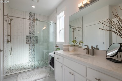 Luxury that inspires in the coveted Roads End neighborhood - photo 32