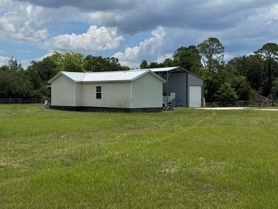 2 Bedroom 2 Bath Custom Home on 11.92 Acres w/Gated entry - photo 3