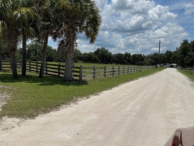 2 Bedroom 2 Bath Custom Home on 11.92 Acres w/Gated entry - photo 7