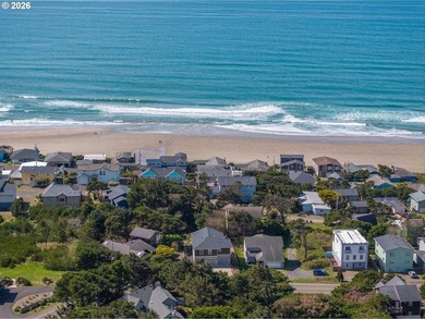 Luxury that inspires in the coveted Roads End neighborhood - photo 48