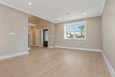 5-bedroom, 3 full bathroom home in the heart of Massapequa Park - photo 7
