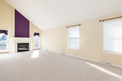Welcome to this inviting low-maintenance 2 bedroom, 2 bath patio - photo 8