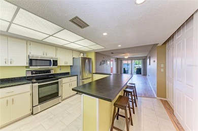 Welcome to this top- 3rd floor 3 Bedroom - 2 Bath condominium in - photo 8