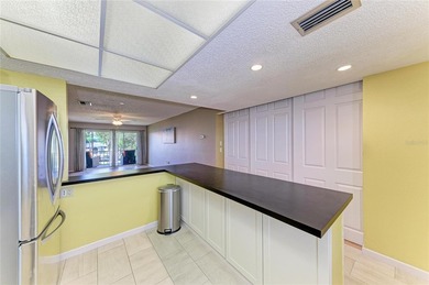 Welcome to this top- 3rd floor 3 Bedroom - 2 Bath condominium in - photo 10