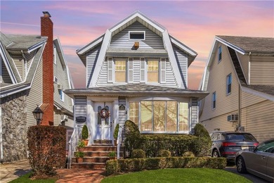 Welcome to this fantastic sunshine filled one-family detached - photo 1