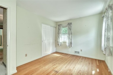 THE WOODS AT MILLCREEK! HIGHLY DESIRABLE AREA CLOSE TO WEBSTER - photo 32