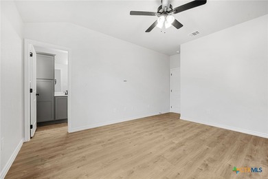 Welcome to this stunning brand-new duplex offering 3 spacious - photo 10