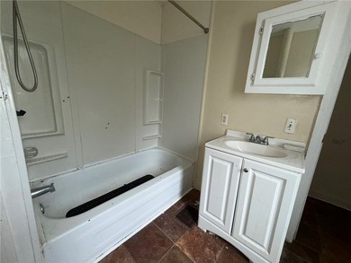 Whether you're looking for your next investment property or a - photo 5