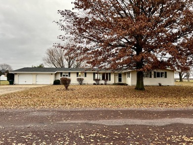 Welcome to this inviting 4 bedroom, 2.5 bath ranch nestled in a - photo 3