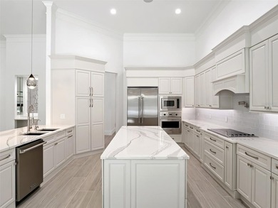 Set within the gates of renowned Isleworth, this beautifully - photo 16