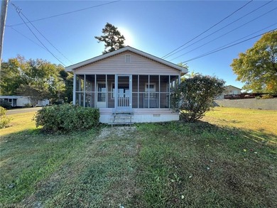 High Rock Lake Home For Sale in Lexington North Carolina