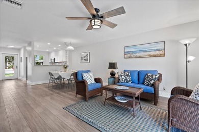 Stunning, fully updated modern unit in Golden Lakes Village - - photo 11