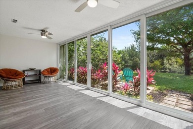 Stunning, fully updated modern unit in Golden Lakes Village - - photo 19