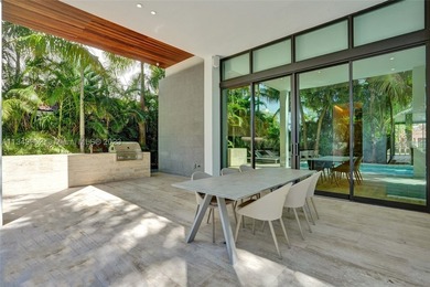JUST COMPLETED! NEW CONSTRUCTION!!Experience modern beach living - photo 29