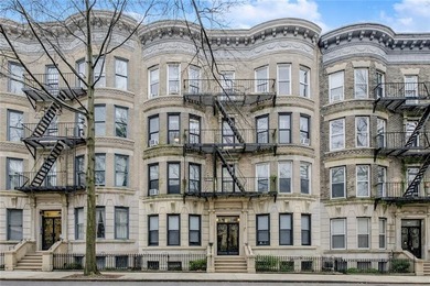 Prime Park Slope Investment Opportunity Rare opportunity to - photo 1