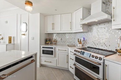 DESIGNED FOR THE COASTAL ELITE, SURROUNDED BY INTOXICATING - photo 31