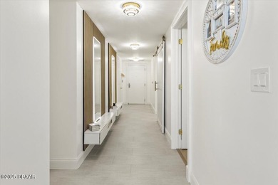 DESIGNED FOR THE COASTAL ELITE, SURROUNDED BY INTOXICATING - photo 34