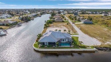 This 2023 custom-built masterpiece redefines luxury living - photo 36