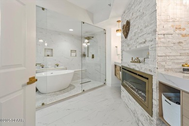 DESIGNED FOR THE COASTAL ELITE, SURROUNDED BY INTOXICATING - photo 43