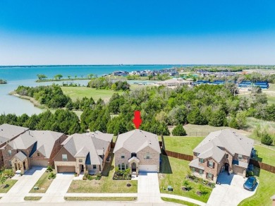 Lake Home Sale Pending in Heath, Texas