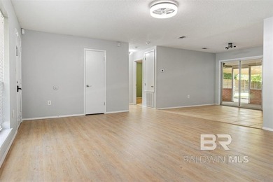 Additional listing photo 2